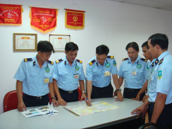 CHƯƠNG 5 PHẦN 6. CÂU CHUYỆN Ở PHÒNG BẢO VỆ.